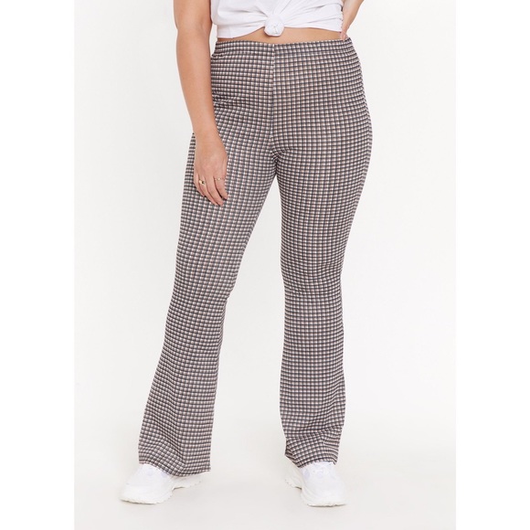 ✨Checkered Flared Pants ✨ - Picture 5 of 5